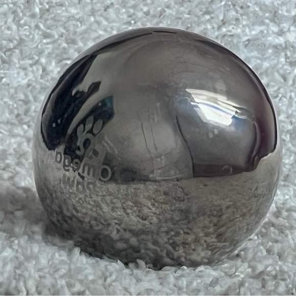 One Omega Paw Dog Hog Portion Control Feeding Slower Pacing 3.5” Steel Ball - Picture 2 of 3